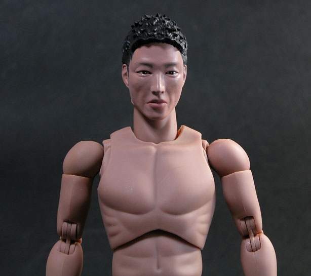 短髪ヘッドを素体に接続
