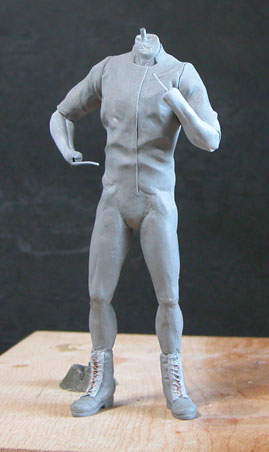 フィギュアボディ途中